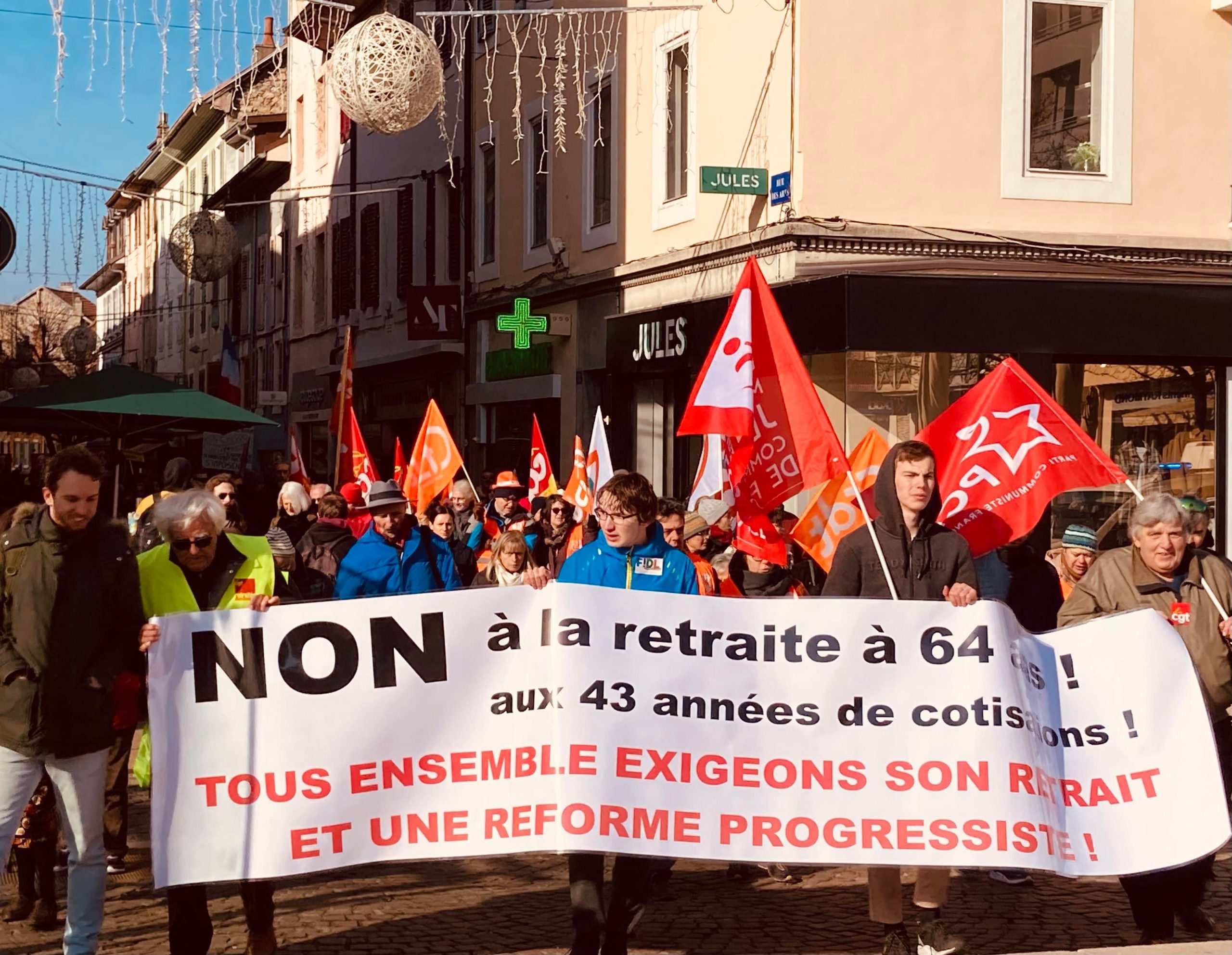 Manifestation du 11 février : images aux quatre coins de la France